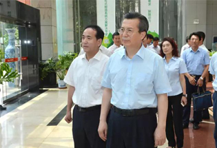 陜西省委常委、西安市委書記王永康調(diào)研陜鼓集團(tuán)